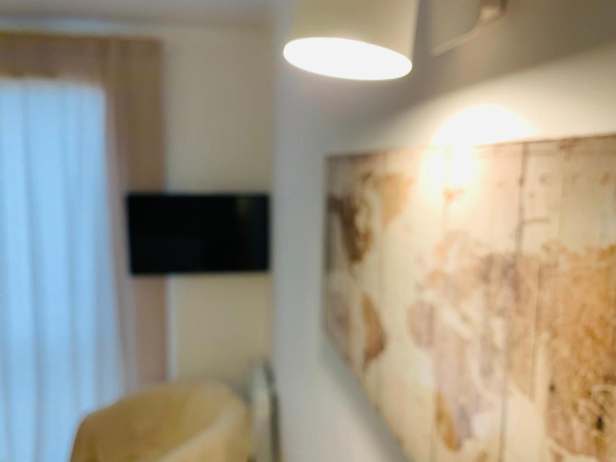 Tulipe Studio Apartamento Manosque Exterior foto